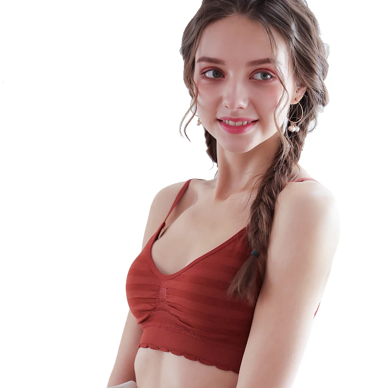 Female new lace beauty back wrapped chest women spring and summer breathable anti-light belt with chest pad bottoming vest Tanks
Female new lace beauty back wrapped chest women spring and summer breathable anti-light belt with chest pad bottoming vest Tanks