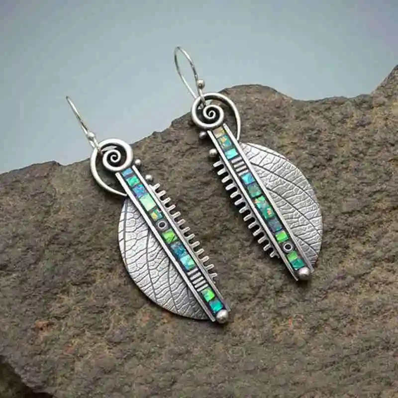 Vintage Silver Feather Crystal Drop Earrings Women Fashion Hanging Dangle Earring Wedding Geometric Retro Jewelry Drop Shipping
Vintage Silver Feather Crystal Drop Earrings Women Fashion Hanging Dangle Earring Wedding Geometric Retro Jewelry Drop Shipping