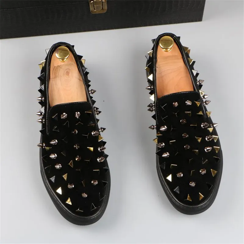 New Men Shoes 2019 Handmade Men Rivets Shoes Fashion Party Prom Men Loafers Leather Casual Mens Shoes Chaussure Homme
New Men Shoes 2019 Handmade Men Rivets Shoes Fashion Party Prom Men Loafers Leather Casual Mens Shoes Chaussure Homme