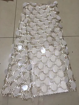 Good quality french lace fabric with gold sequins African lace fabric latest tulle laces fabrics for 5 yards dress material
Good quality french lace fabric with gold sequins African lace fabric latest tulle laces fabrics for 5 yards dress material