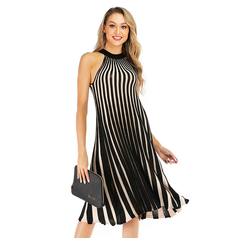 Women Black White Party Dresses 2019 Halter Sleeveless Summer Striped Pleated Dresses Female Elegant Knitted Midi Dress vestido
Women Black White Party Dresses 2019 Halter Sleeveless Summer Striped Pleated Dresses Female Elegant Knitted Midi Dress vestido