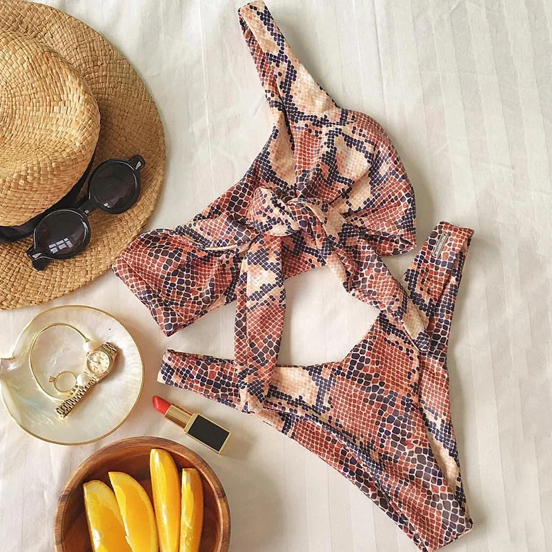 Snake Print One Shoulder Bikini 2019 Bow knot swimsuit women Sexy swimwear Female Two pieces bikini set bathing suit Swim wear
Snake Print One Shoulder Bikini 2019 Bow knot swimsuit women Sexy swimwear Female Two pieces bikini set bathing suit Swim wear