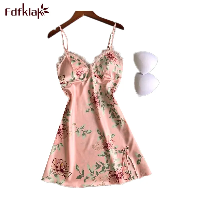 Fdfklak New silk nightgown women print nightdress women's casual sleepwear sleep dress sexy spaghetti strap summer nightshirt
Fdfklak New silk nightgown women print nightdress women's casual sleepwear sleep dress sexy spaghetti strap summer nightshirt