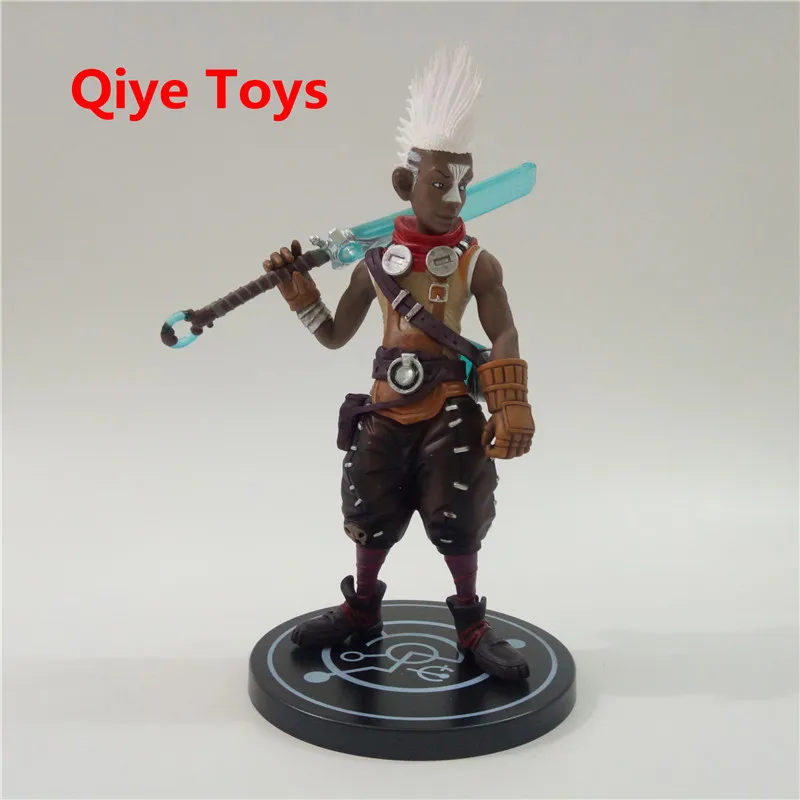 20cm Game LOL Ekko PVC Action figure the Boy Who Shattered Time Doll Toys Christmas Gift
20cm Game LOL Ekko PVC Action figure the Boy Who Shattered Time Doll Toys Christmas Gift
