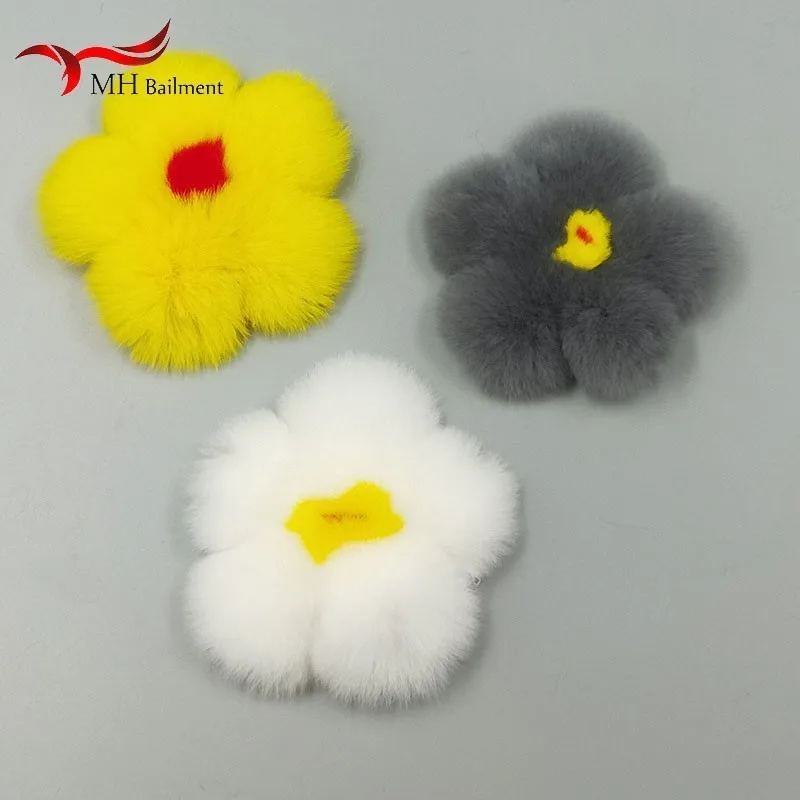 DIY supplies high grade rabbit fur grass flowers crafts jewelry accessories shoes / clothing / hat are available wholesale
DIY supplies high grade rabbit fur grass flowers crafts jewelry accessories shoes / clothing / hat are available wholesale
