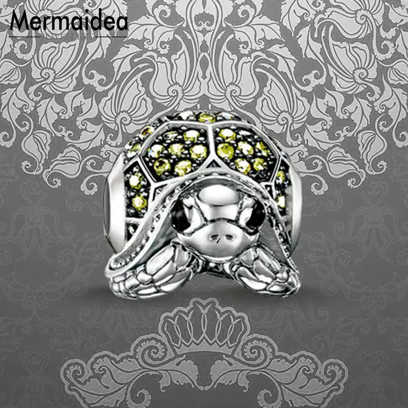 DIY Beads Cold Green Tortoise Charm 3mm Hole Fashion Silver Jewelry Trendy Gift For Women Girl Fit Bracelets Necklace 2019 New
DIY Beads Cold Green Tortoise Charm 3mm Hole Fashion Silver Jewelry Trendy Gift For Women Girl Fit Bracelets Necklace 2019 New