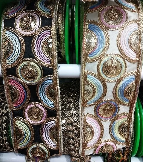 wide abou 6.5cm 10yards/lot cotton Woven Jacquard Ribbon embroider with Sequins Trims Quilt Accessories LS-0131
wide abou 6.5cm 10yards/lot cotton Woven Jacquard Ribbon embroider with Sequins Trims Quilt Accessories LS-0131