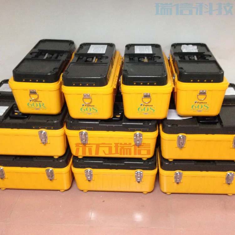Brand new Fujikura FSM-60S/FSM-60R/FSM-50S/FSM-50R Fusion Splicer Carrying Box CC-24 fsm60s Carrying case
Brand new Fujikura FSM-60S/FSM-60R/FSM-50S/FSM-50R Fusion Splicer Carrying Box CC-24 fsm60s Carrying case