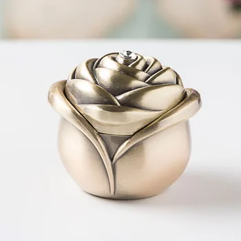 Free Rushed New Shipping 2019 Ancient Ways Is The Rose Bud Wedding Courtship Of Zinc Alloy Offered High-end Gift Jewelry Boxes
Free Rushed New Shipping 2019 Ancient Ways Is The Rose Bud Wedding Courtship Of Zinc Alloy Offered High-end Gift Jewelry Boxes