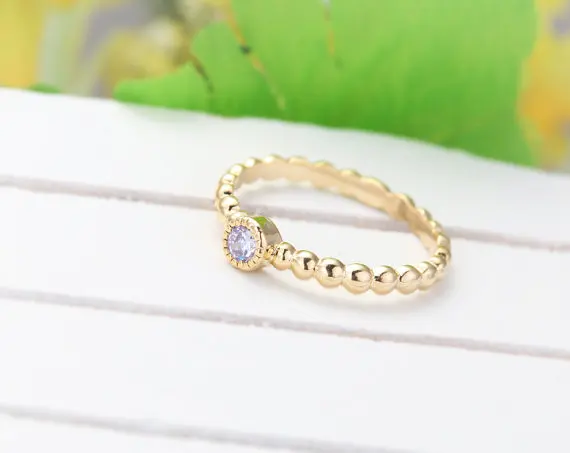 SMJEL 2017 New Fashion Jewelry Light Cubic Zirconia Ring With Twisted Ring The Beaded Stackable Band Rings for Women Gifts R089
SMJEL 2017 New Fashion Jewelry Light Cubic Zirconia Ring With Twisted Ring The Beaded Stackable Band Rings for Women Gifts R089