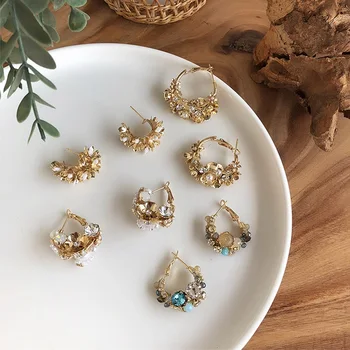 Korean Hoop Earring For Women Circle Retro Hoop Earrings C Shaped Pendientes Ear Jewelry Gifts Solid color Brincos
Korean Hoop Earring For Women Circle Retro Hoop Earrings C Shaped Pendientes Ear Jewelry Gifts Solid color Brincos