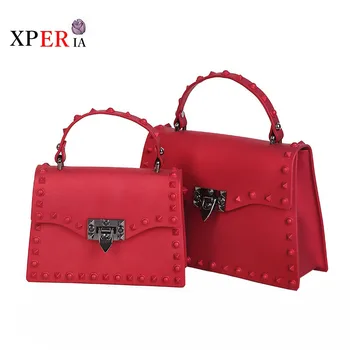 Fashionable lychee pattern lock buckle single luxury crossbody bags for women designer shoulder bag rivet lady bag
Fashionable lychee pattern lock buckle single luxury crossbody bags for women designer shoulder bag rivet lady bag