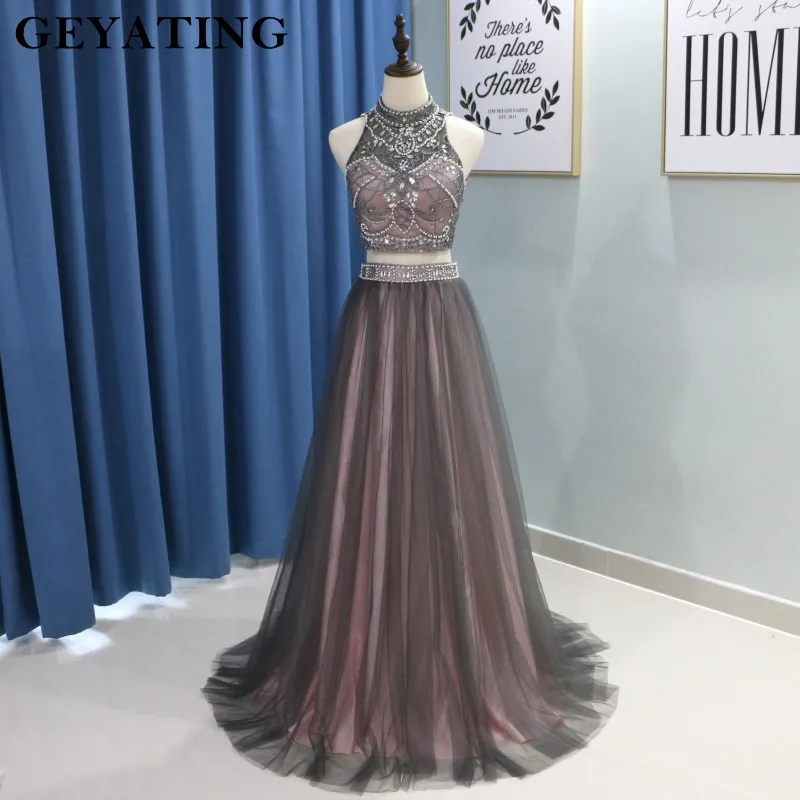 Brown Tulle Two 2 Pieces Prom Dresses 2019 Luxury Beaded Crystals Crop Top Long High Neck Evening Dress Graduation Party Gowns
Brown Tulle Two 2 Pieces Prom Dresses 2019 Luxury Beaded Crystals Crop Top Long High Neck Evening Dress Graduation Party Gowns