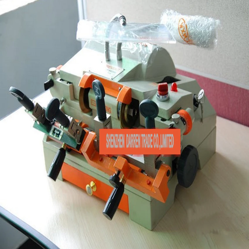 100%High quality 100-F key cutting machine For copy car or door lock key Locksmith Supplies Free DHL shipping
100%High quality 100-F key cutting machine For copy car or door lock key Locksmith Supplies Free DHL shipping