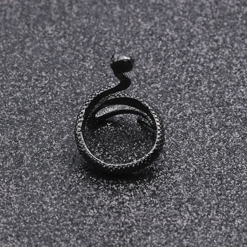 Кольцо в виде животного стиле панк мужское готическое ретро черное