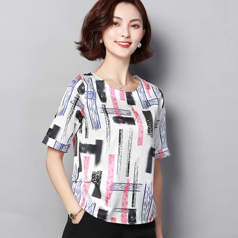 Korean Fashion Silk Women Blouses Striped Satin Short Sleeve White Women Shirts Plus Size XXXL/4XL Womens Tops and Blouses
Korean Fashion Silk Women Blouses Striped Satin Short Sleeve White Women Shirts Plus Size XXXL/4XL Womens Tops and Blouses