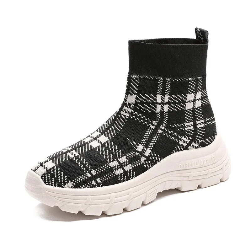 2019 Winter Women's Boots The New Slip-on Ankle Boot Round Toe Warm Plush Plaid Casual woman Sports Thick Bottom Shoes
2019 Winter Women's Boots The New Slip-on Ankle Boot Round Toe Warm Plush Plaid Casual woman Sports Thick Bottom Shoes