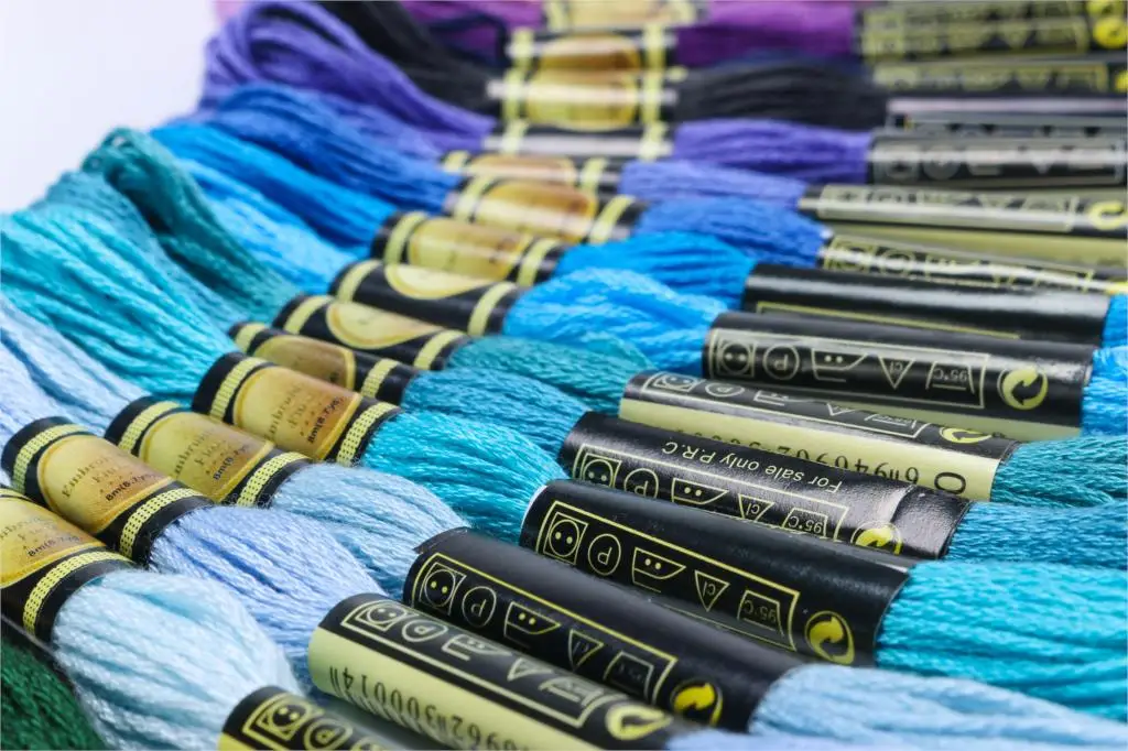 Cross Stitch threads The two label cxc Style 10PCS Cross Stitch Cotton Embroidery Thread Floss Sewing Skeins Craft Colors 6
Cross Stitch threads The two label cxc Style 10PCS Cross Stitch Cotton Embroidery Thread Floss Sewing Skeins Craft Colors 6