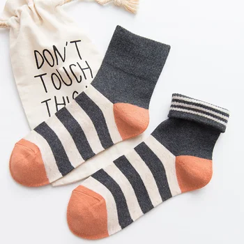 1 Pair New Winter Autumn Wear Cute Candy Colors Striped Cotton Casual Women Girls Warm Short Socks Comfortable Female Socks
1 Pair New Winter Autumn Wear Cute Candy Colors Striped Cotton Casual Women Girls Warm Short Socks Comfortable Female Socks