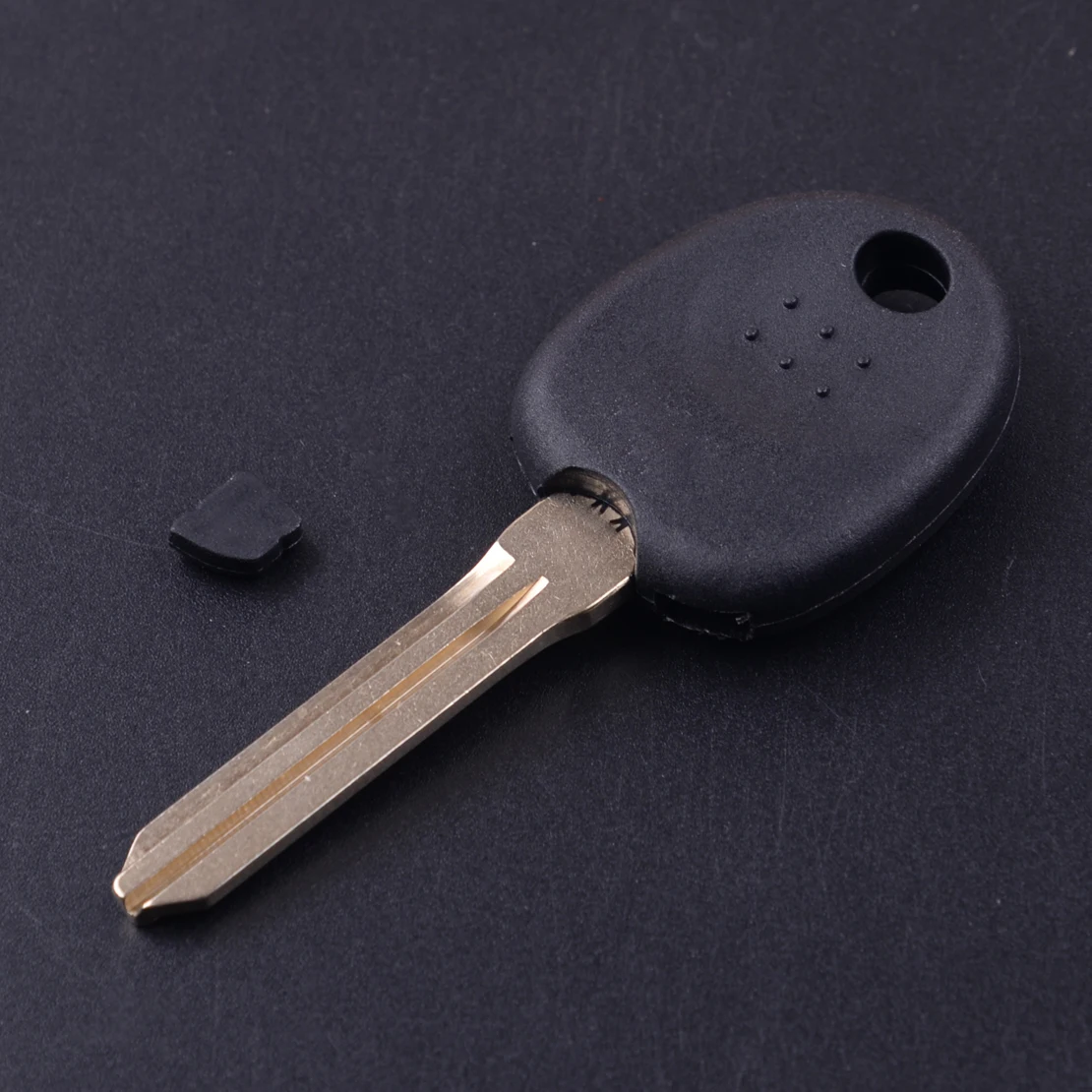 CITALL Uncut Blank Key Case Fob Shell With Chip Fit For Hyundai Santa Fe Sonata NF Genesis Coupe Tucson 2010 iLoad 2012
CITALL Uncut Blank Key Case Fob Shell With Chip Fit For Hyundai Santa Fe Sonata NF Genesis Coupe Tucson 2010 iLoad 2012