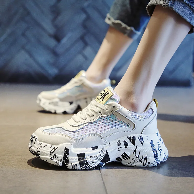 2019 Flat Platform Sneakers Women chunky Shoes Fashion Ladies Printing Casual Shoes Soft Outsole Walking Shoes zapatillas mujer
2019 Flat Platform Sneakers Women chunky Shoes Fashion Ladies Printing Casual Shoes Soft Outsole Walking Shoes zapatillas mujer