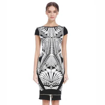 2019 Mini Dress Sexy Backless Embroidery Print Women Celebrity O Neck Night Club Sleeveless Body con Party Dresses Wholesale
2019 Mini Dress Sexy Backless Embroidery Print Women Celebrity O Neck Night Club Sleeveless Body con Party Dresses Wholesale