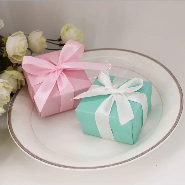 50 PCS Tiffany Blue Wedding Candy Box with Ribbon Small Folding Pink Box Party Ornament Gift Sweet Packaging Boxes
50 PCS Tiffany Blue Wedding Candy Box with Ribbon Small Folding Pink Box Party Ornament Gift Sweet Packaging Boxes
