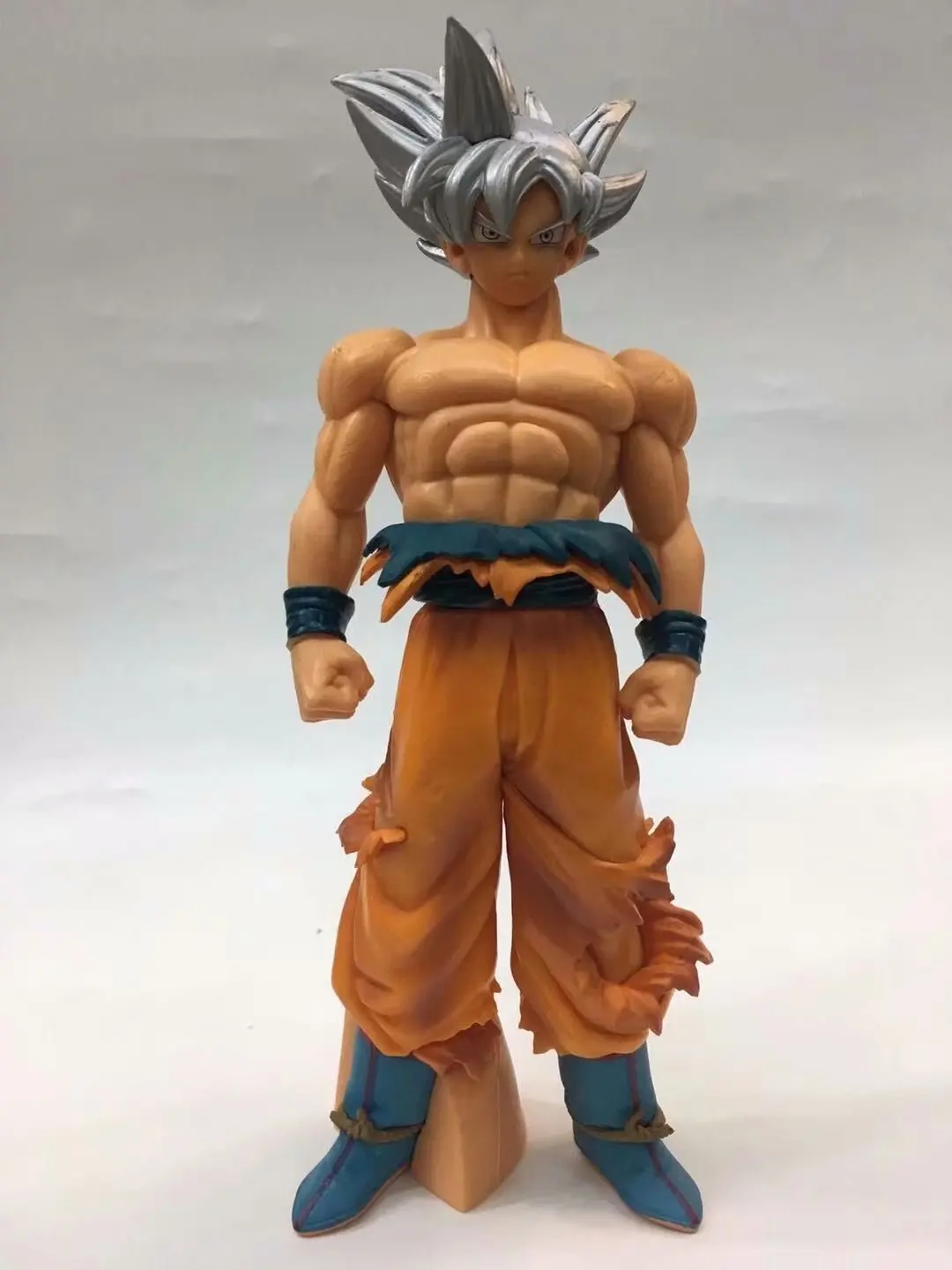 26cm Son Goku figures Dragon Ball Anime Action original Figure PVC model Collection figures for children toys gift
26cm Son Goku figures Dragon Ball Anime Action original Figure PVC model Collection figures for children toys gift
