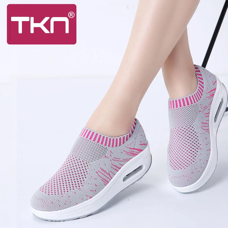 TKN 2019 Spring Women Sneakers Comfort Air Mesh Slip on Flats Shoes Tenis Feminino Chaussures Femme Sneakers Woman 3902
TKN 2019 Spring Women Sneakers Comfort Air Mesh Slip on Flats Shoes Tenis Feminino Chaussures Femme Sneakers Woman 3902
