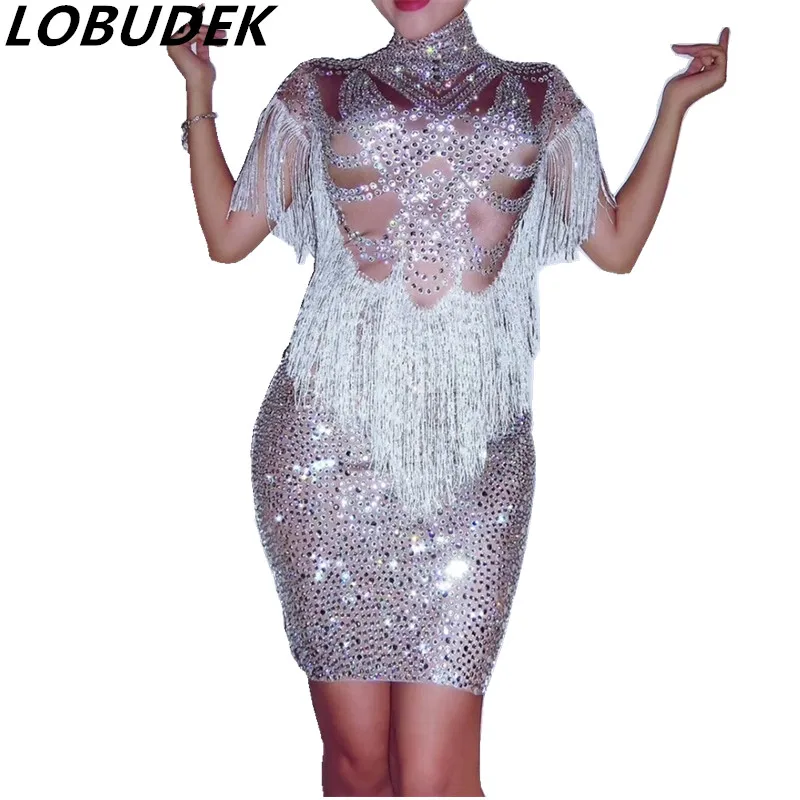 Full Diamond Sexy Dress fashion tassels Sparkly stones one piece dress nightclub prom costume singer DJ DS performance wear
Full Diamond Sexy Dress fashion tassels Sparkly stones one piece dress nightclub prom costume singer DJ DS performance wear