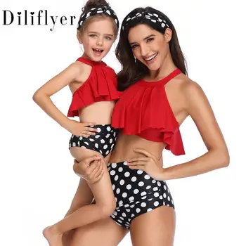 Women Two Piece Sexy Vintage Printed Off Shoulder Flounce Ruffled Swimwear Swimsuits
Women Two Piece Sexy Vintage Printed Off Shoulder Flounce Ruffled Swimwear Swimsuits
