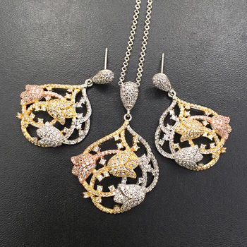 Lanyika Jewelry Set Delicate Hollow Rose Plant Heart Shape Zircon Micro Plated Necklace with Earrings Wedding Bridal Best Gifts
Lanyika Jewelry Set Delicate Hollow Rose Plant Heart Shape Zircon Micro Plated Necklace with Earrings Wedding Bridal Best Gifts