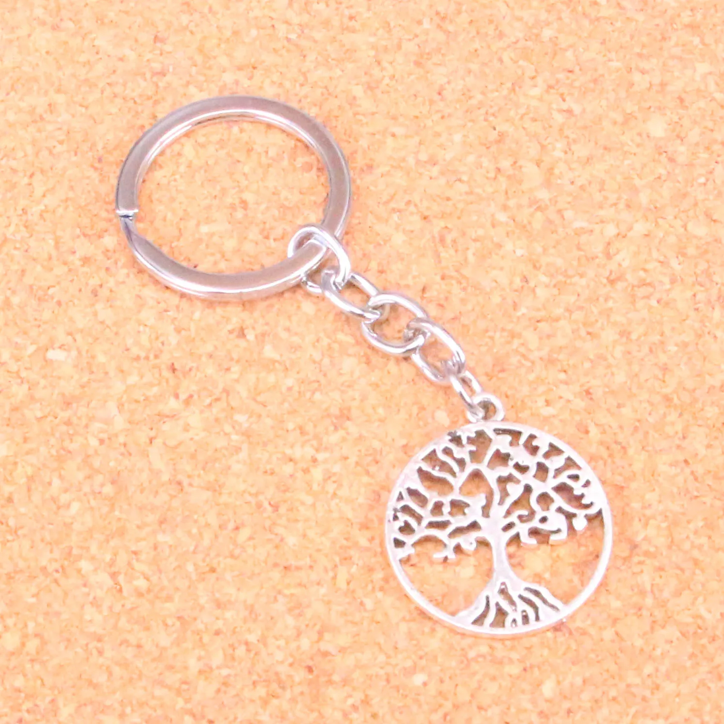 Tree of life Keychain Key Ring Metal Key Holder For Gift Chaveiro Key chain Jewelry for car
Tree of life Keychain Key Ring Metal Key Holder For Gift Chaveiro Key chain Jewelry for car