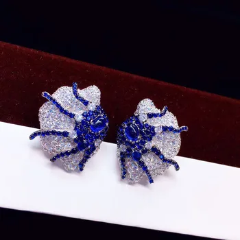Qi Xuan_Jewelry_New Earrings Butterfly Earrings S925 Silver Inlay Zircon Elegant And Irregular Irregular_Factory Direct Sales
Qi Xuan_Jewelry_New Earrings Butterfly Earrings S925 Silver Inlay Zircon Elegant And Irregular Irregular_Factory Direct Sales