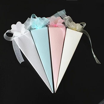 50pcs/lot Ice Cream Tip Cone Shape White Paper Ribobn Box Christmas Birthday Gift Packaging Box Wedding Candy Box
50pcs/lot Ice Cream Tip Cone Shape White Paper Ribobn Box Christmas Birthday Gift Packaging Box Wedding Candy Box