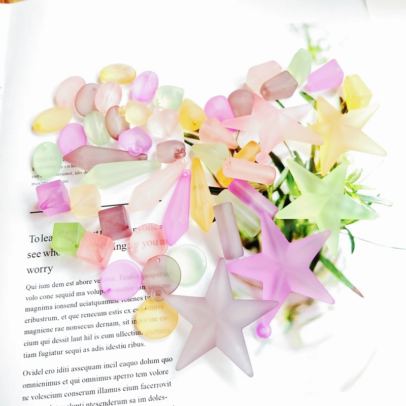 Japanese and Korean candy 5 - color mixed with fresh and lovely DIY handmade jewelry earrings accessories pendant in summer
Japanese and Korean candy 5 - color mixed with fresh and lovely DIY handmade jewelry earrings accessories pendant in summer