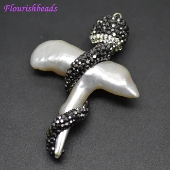 Natural White Fresh Water Pearl Irregular Cross Pendants Paved Black Crystal Beads Fashion Woman Jewelry
Natural White Fresh Water Pearl Irregular Cross Pendants Paved Black Crystal Beads Fashion Woman Jewelry