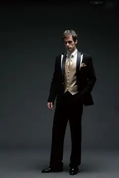Classic Design Black Groom Tuxedos Handsome Groomsmen Men's Wedding Prom Suits (Jacket+Pants+Vest+Tie) NO:081
Classic Design Black Groom Tuxedos Handsome Groomsmen Men's Wedding Prom Suits (Jacket+Pants+Vest+Tie) NO:081