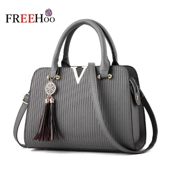 Bags for women V letters Designer Handbags Luxury quality Lady Shoulder Crossbody Bags fringed women Bag
Bags for women V letters Designer Handbags Luxury quality Lady Shoulder Crossbody Bags fringed women Bag