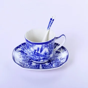 Blue and White Ceramic Glaze Colored Coffee Cup Europe Noble Bone China Coffee Cup Saucer Spoon Set 200ml Luxury Ceramic Mug Top
Blue and White Ceramic Glaze Colored Coffee Cup Europe Noble Bone China Coffee Cup Saucer Spoon Set 200ml Luxury Ceramic Mug Top