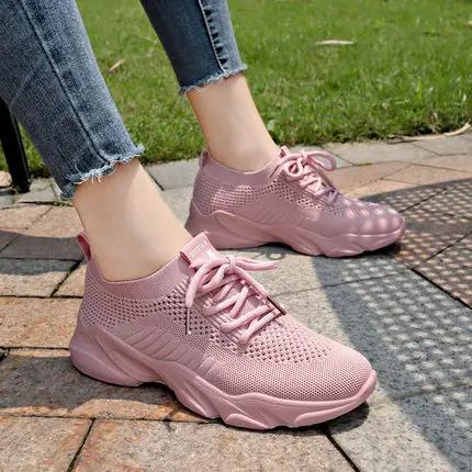 Flying woven hollow mesh breathable sports shoes female summer 2019 new Korean version of the wild student casual running shoes
Flying woven hollow mesh breathable sports shoes female summer 2019 new Korean version of the wild student casual running shoes