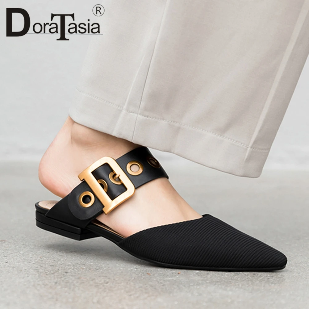 DORATASIA 33-43 Luxury Brand Slippers Women 2019 Summer Elegant Ladies Metal Decorating Slides Casual Summer Flat Shoes Woman
DORATASIA 33-43 Luxury Brand Slippers Women 2019 Summer Elegant Ladies Metal Decorating Slides Casual Summer Flat Shoes Woman