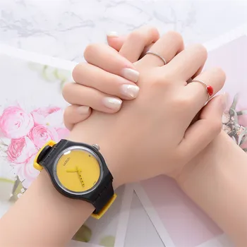 2020 Silicon Strap Fashion Women Watches Ladies Cartoon Color Wristwatch Clock reloj para mujeres montre pour les femmes A50
2020 Silicon Strap Fashion Women Watches Ladies Cartoon Color Wristwatch Clock reloj para mujeres montre pour les femmes A50