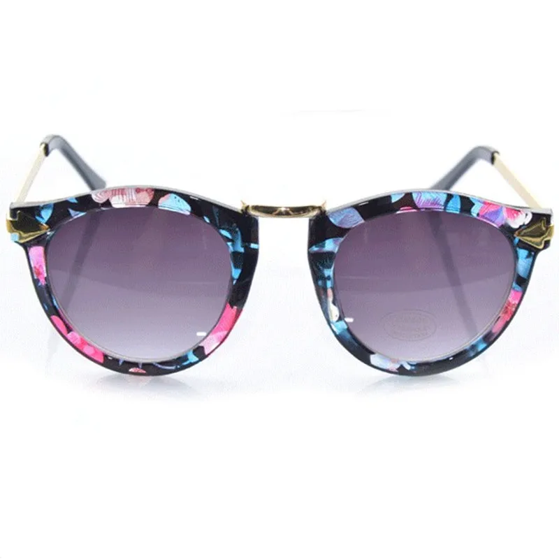 Summer Retro Cat Eyes Sun Glasses Eyewear Women Spectacles Floral Metal Frames Sunglasses oculos de sol feminino Wild Sunglasses
Summer Retro Cat Eyes Sun Glasses Eyewear Women Spectacles Floral Metal Frames Sunglasses oculos de sol feminino Wild Sunglasses
