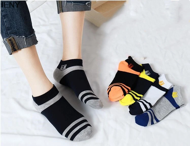 IENY Spring and Autumn Men's Socks Thin Boat Socks Sports Shallow Invisible Sports College Wind Men's Socks
IENY Spring and Autumn Men's Socks Thin Boat Socks Sports Shallow Invisible Sports College Wind Men's Socks