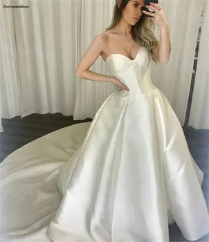 Modest Sweetheart Satin Wedding Dresses Sleeveless Buttons Back Court Train A-Line Bridal Gowns 2019 Customized robe mariage
Modest Sweetheart Satin Wedding Dresses Sleeveless Buttons Back Court Train A-Line Bridal Gowns 2019 Customized robe mariage