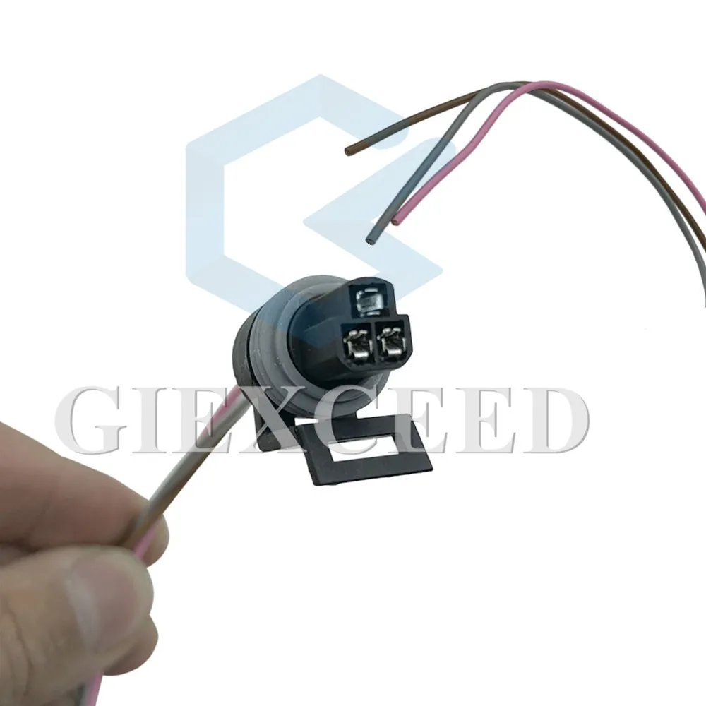 3 Pin Automotive Universal Oil Pressure Sensor Plug Air Pressure Sensor Socket With Wires For Truck HOWO Jiefang
3 Pin Automotive Universal Oil Pressure Sensor Plug Air Pressure Sensor Socket With Wires For Truck HOWO Jiefang