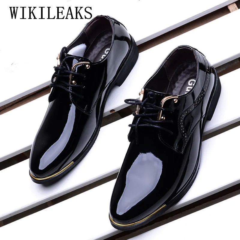 New Business Men Shoes Pointed Toe Patent Leather Black Formal Wedding Dress Shoes Men 2023 Oxford Shoes For Men Chaussure Homme
New Business Men Shoes Pointed Toe Patent Leather Black Formal Wedding Dress Shoes Men 2023 Oxford Shoes For Men Chaussure Homme