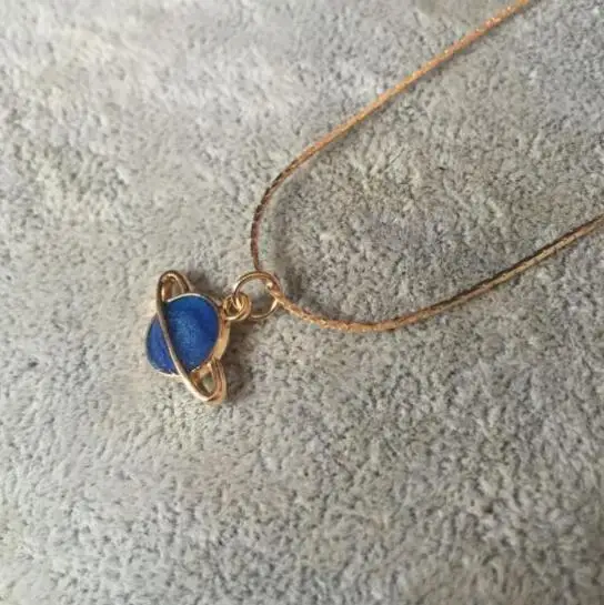 XL 0140 Retro fashion spicy blue planet Saturn alloy jewelry necklace attractive charm necklace pendant chain factory direct
XL 0140 Retro fashion spicy blue planet Saturn alloy jewelry necklace attractive charm necklace pendant chain factory direct