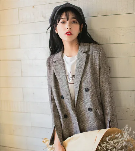 Korean Double Breasted Women Blazers And Jackets Plaid Vintage Blazer Femme Casual Open Side Split Rivet Blazer Feminino
Korean Double Breasted Women Blazers And Jackets Plaid Vintage Blazer Femme Casual Open Side Split Rivet Blazer Feminino